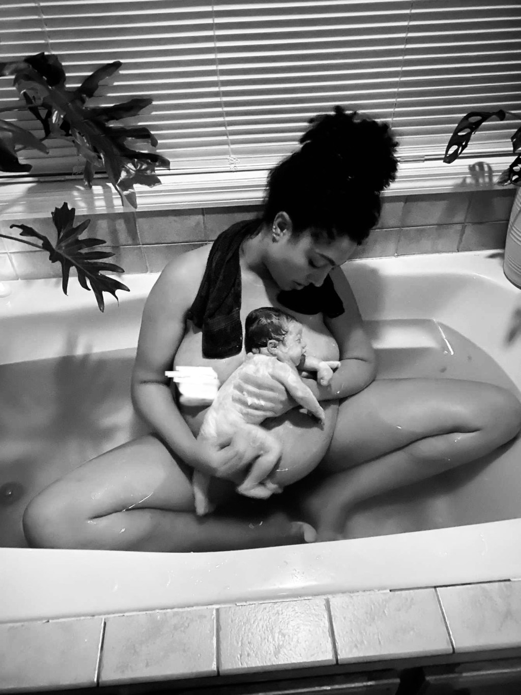 Free birth, undisturbed birth, wild pregnancy, surprise gender, third baby, blissful,&nbsp;healing